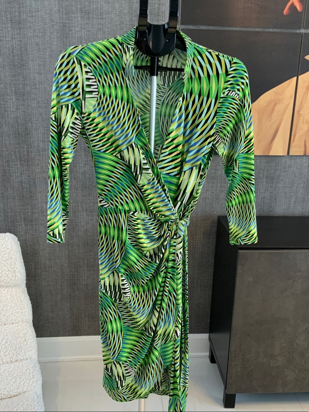 Maggy London Green Geometric Long Sleeve Wrap Dress 6